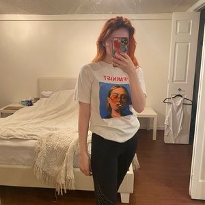 Verge girl graphic tee